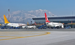 Van Ferit Melen Havalimanı uçuşlara 3 ay kapanacak mı? Bakan Uraloğlu’ndan açıklama geldi!