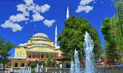 Van'ın En Eski Camilerinden Hz. Ömer Cami İçin Yıkım Kararı!