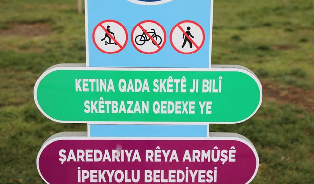 İpekyolu Belediyesi'nden Parklara Türkçe ve Kürtçe Tabela ve Uyarı Levhaları