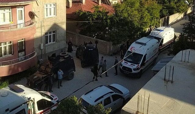 Van’da Komşular Arasında Kavga: Çok Sayıda Yaralı