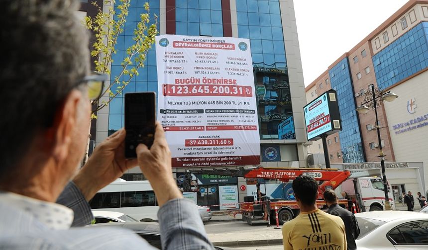 Van İpekyolu Belediyesi Bir Önceki Yönetimden Kalan Borçlarını Açıkladı!