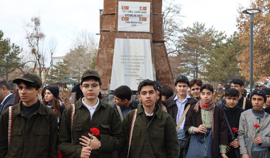 "120 Kahraman Vanlı Çocuk" Anıldı