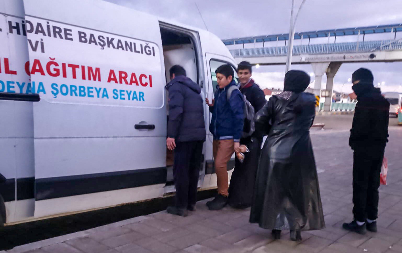 Van Büyükşehir Ücretsiz Çorba Dağıtım Noktaları (4)