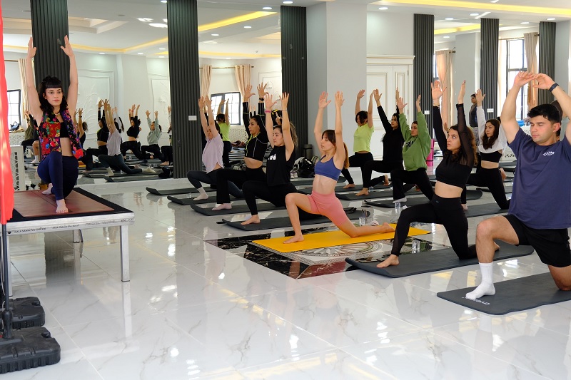 Van Ipekyolu Ücretsiz Yoga Etkinliği (2)