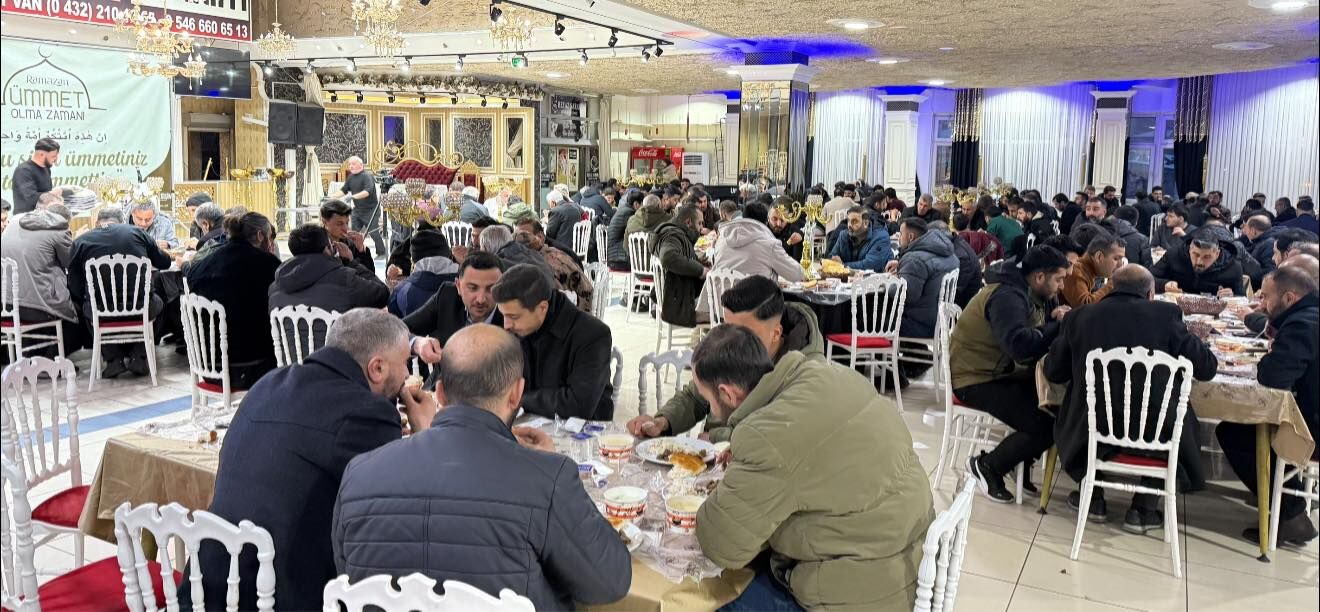Köklü Değişim Van Temsilciliği Iftar (2)