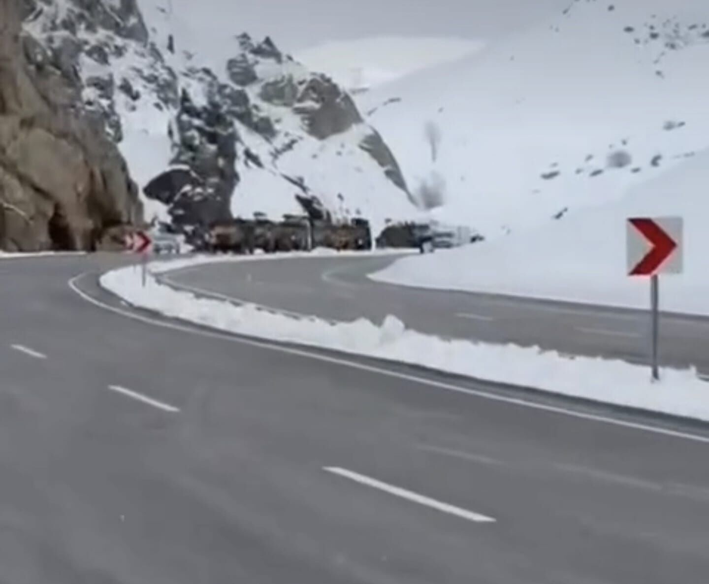 Van Hakkari Karayoyu Çığ Son Dakika (3)