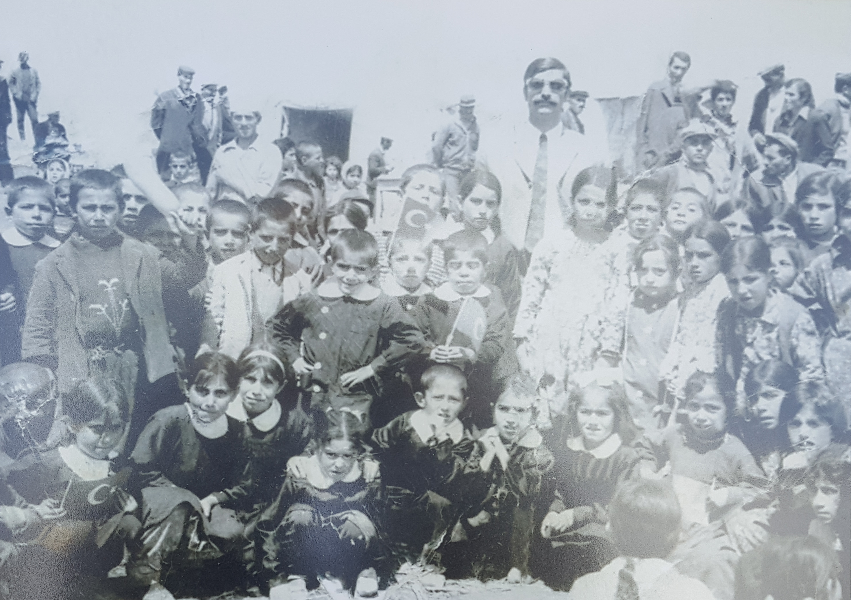 Van Eski Siyah Beyaz 23 Nisan Bayram Kutlmaması Fotoğrafları (1)-1