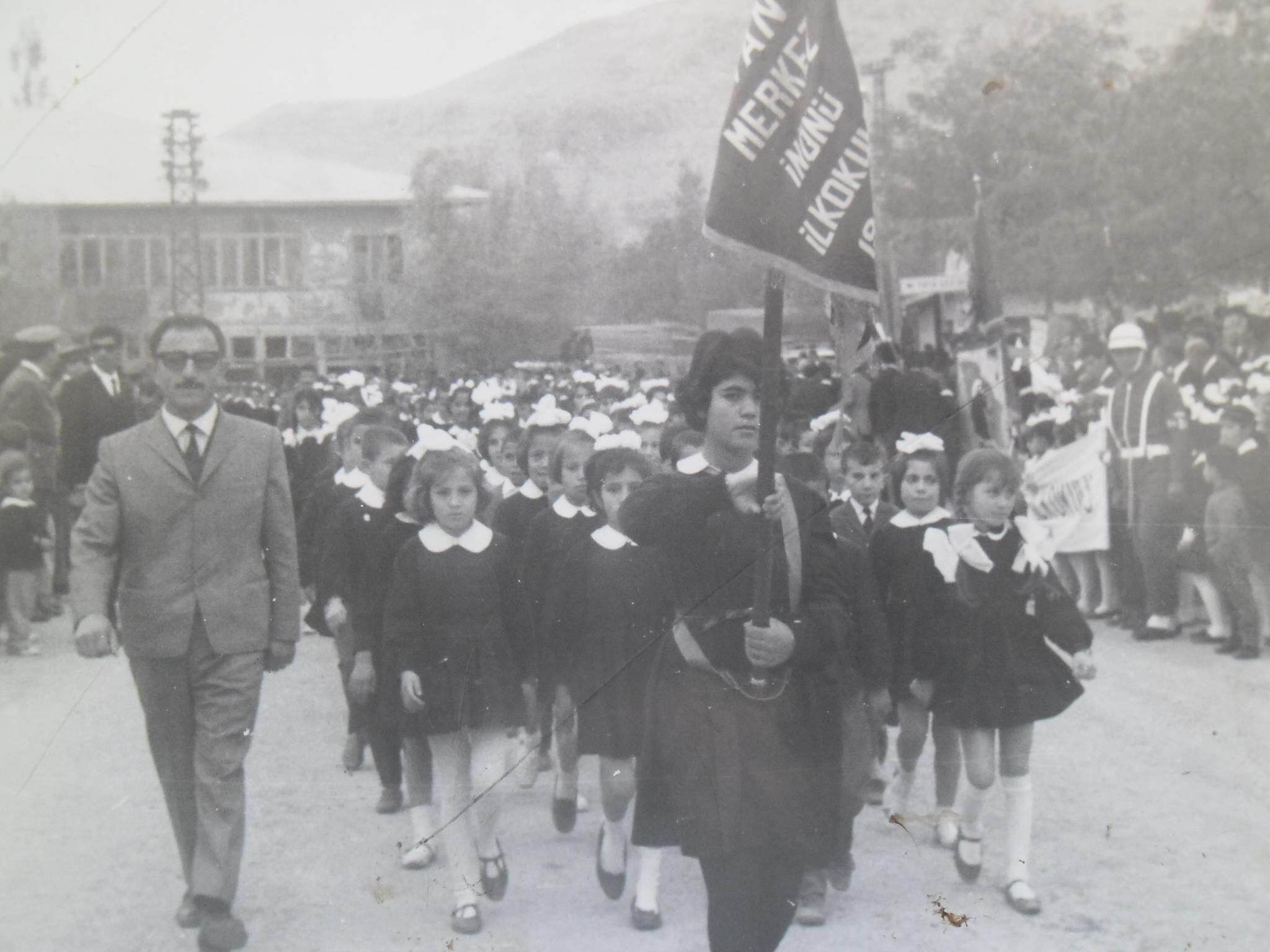 Van Eski Siyah Beyaz 23 Nisan Bayram Kutlmaması Fotoğrafları (47)