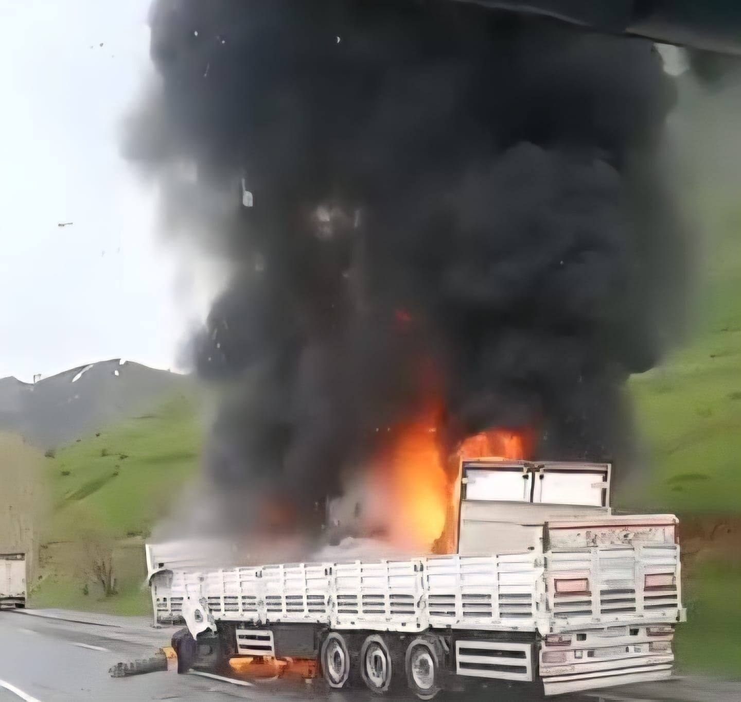Van Tatvan Yolu Son Dakika Kaza (2)