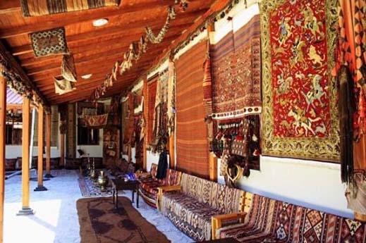 Yöresel Van Halı ve Kilimleri