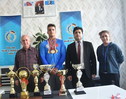 Vanlı Sporcu Balkan Şamyiyonu