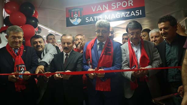Vanspor Store Açıldı